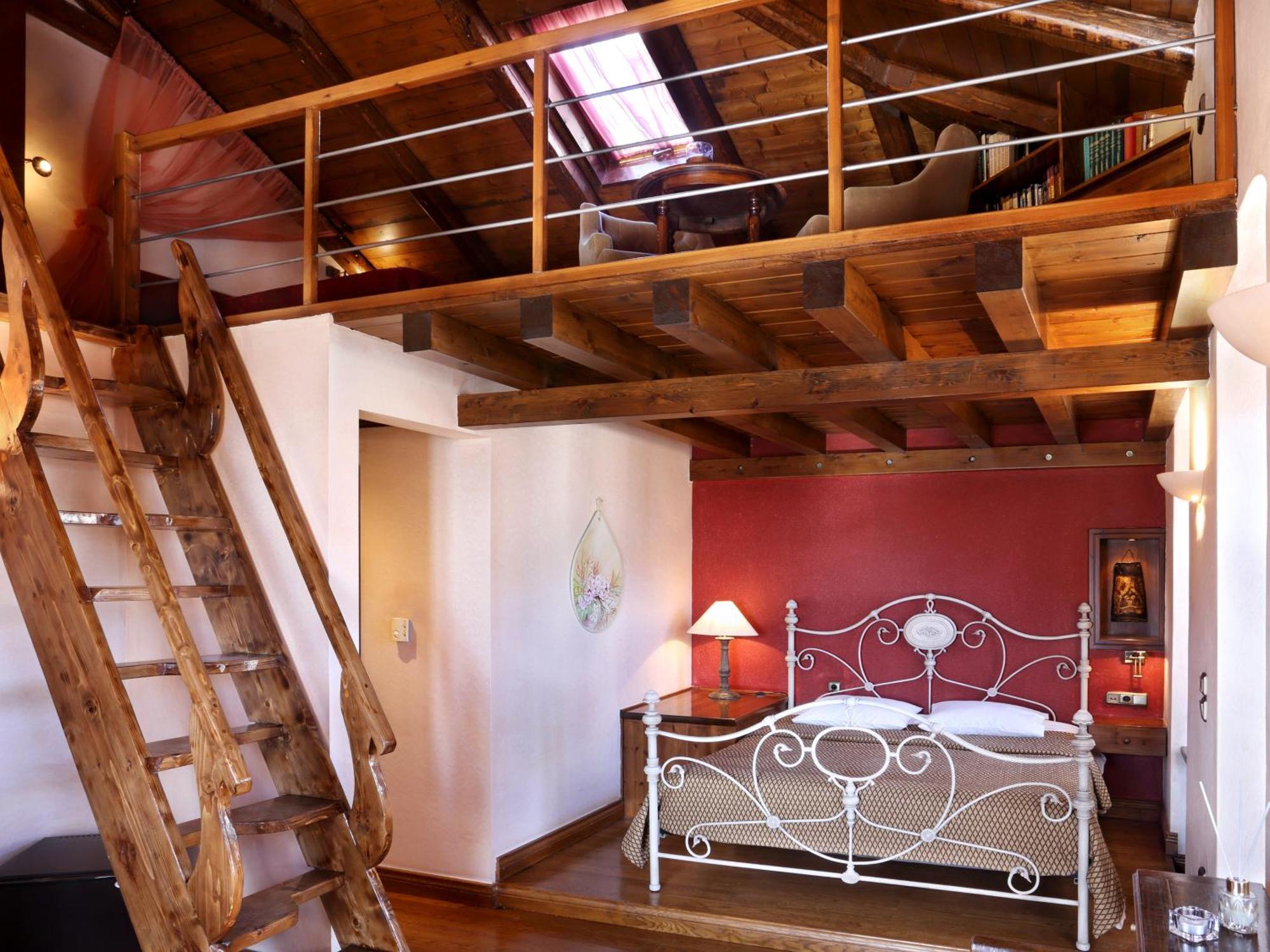 Lousiou Nymphes Escape Suites Dimitsana Ngoại thất bức ảnh